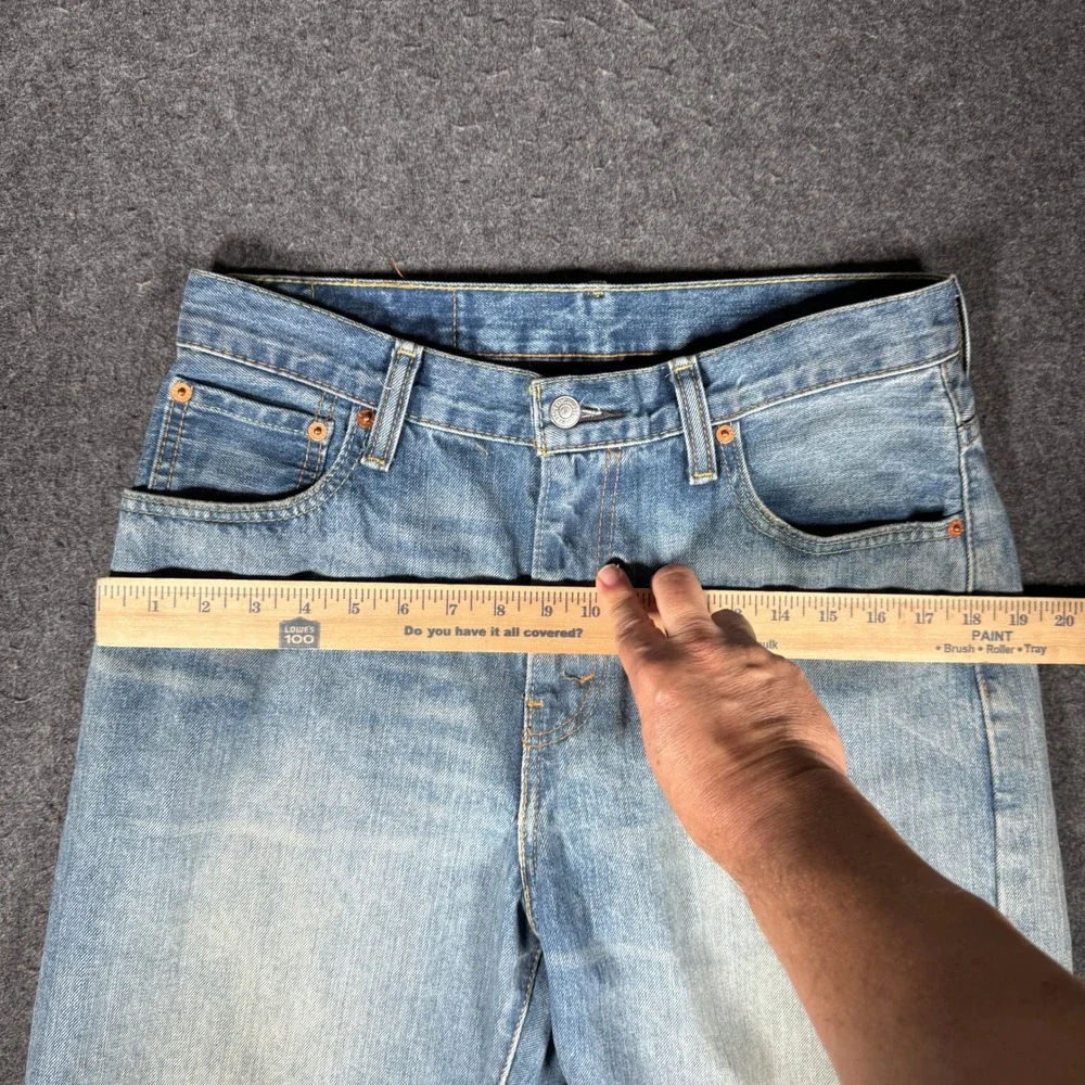 Levis 569 Loose Straight Denim Shorts Mens W30 Light Wash Blue 13303